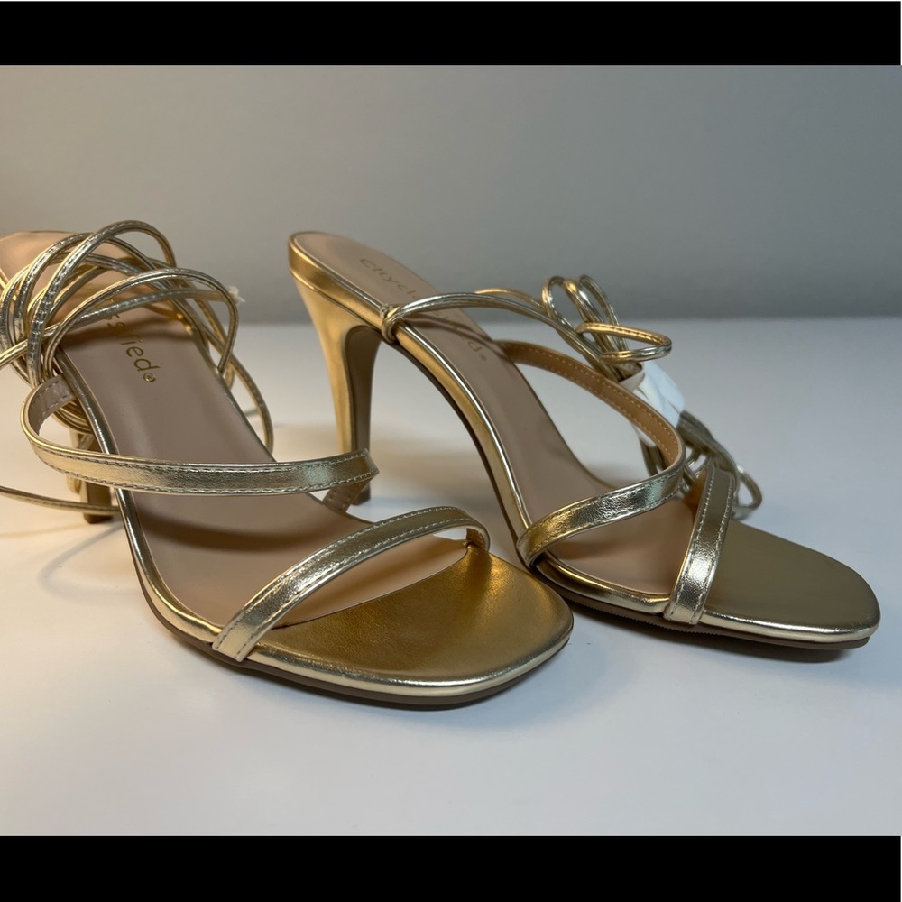 Gladiator low pump heel